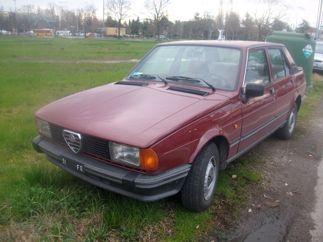 www.targhenere.net/images/004/alfa_romeo_giulietta_-_fo_51_-_fronte_oinotna_tn29097_zps14vl5jki.jpg