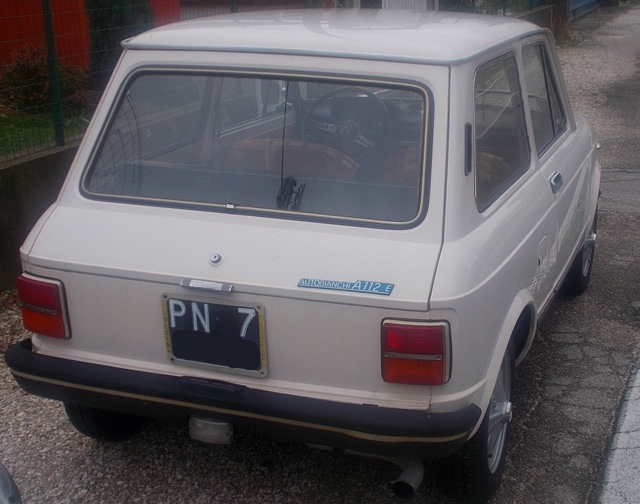 www.targhenere.net/images/004/autobianchia112e-1973bianco_siralec_tn29828_zpsvdxu5rbe.jpg