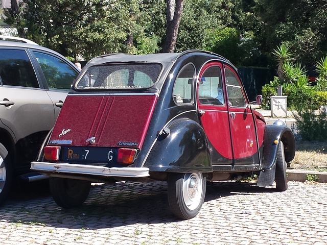 www.targhenere.net/images/004/citroen2cvberto20160920_berto_tn12131_zps1a4dxvbn.jpg