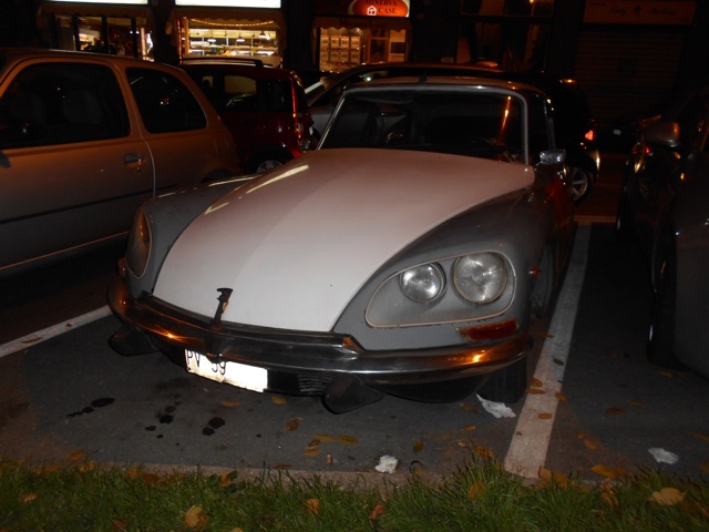 www.targhenere.net/images/004/citroen_ds_nov_15_front_blowup_tn10584_zpsswxuavf6.jpg