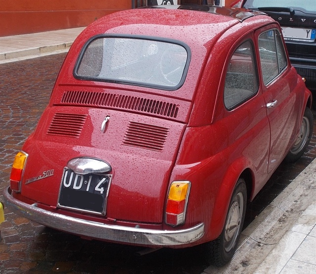 www.targhenere.net/images/004/fiat500f-1967rossa_siralec_tn26596_zpst248mioq.jpg
