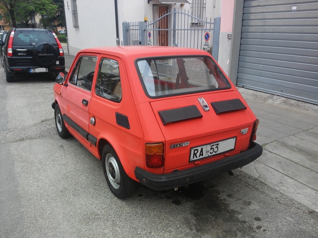 www.targhenere.net/images/004/fiat_126_-_ra_53_-_retro_oinotna_tn30472_zps5vvu8wnz.jpg