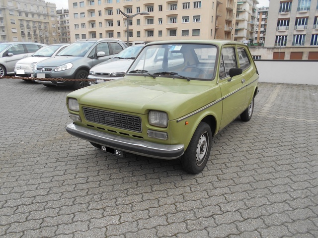 www.targhenere.net/images/004/fiat_127_dic16_front_blowup_tn23600_zpsagqu5fvt.jpg