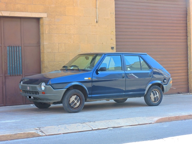 www.targhenere.net/images/004/fiat_ritmo_60cl_ago15_front_zpsgmyhzbcv.jpg