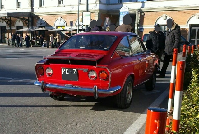 www.targhenere.net/images/004/img_20170209_200706_svalvolato_tn36734_zpsowdccwef.jpg