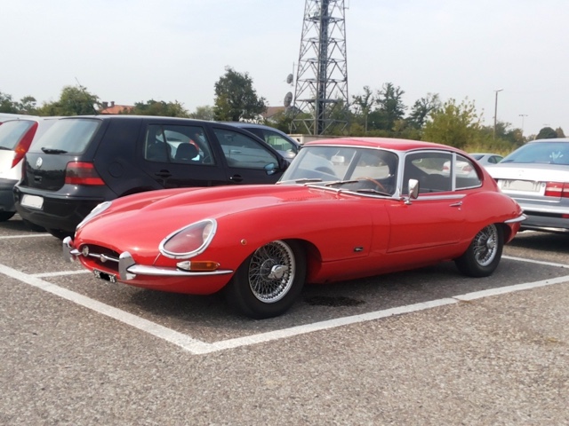 www.targhenere.net/images/004/jaguar_e-type_42_2_zpsa2xivrwj.jpg