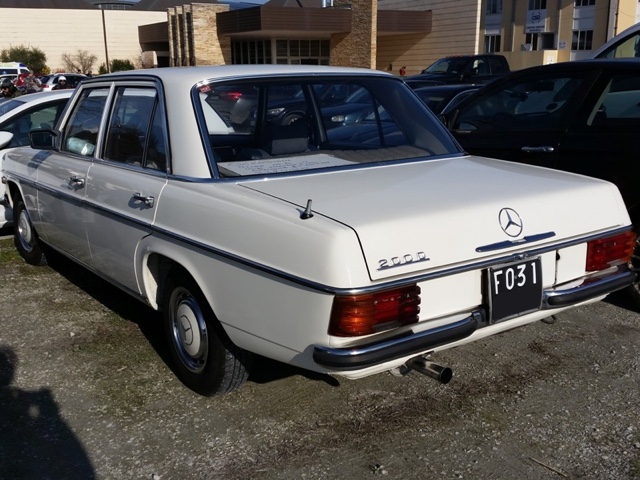 www.targhenere.net/images/004/mercedes_200d_fo31_1974_sierral_tn28410_zpsbkag6j95.jpg