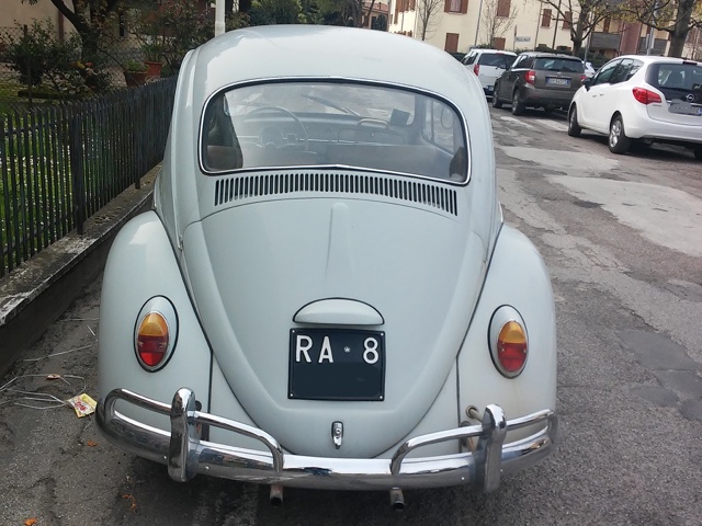 www.targhenere.net/images/004/volkswagen_maggiolino_-_ra_8_-_retro_zpspop4dlws.jpg
