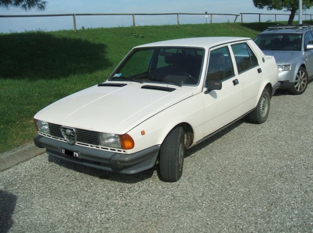 www.targhenere.net/images/005/alfa_romeo_giulietta_13_1978_2_deltago_tn7122_zpschvaorw8.jpg