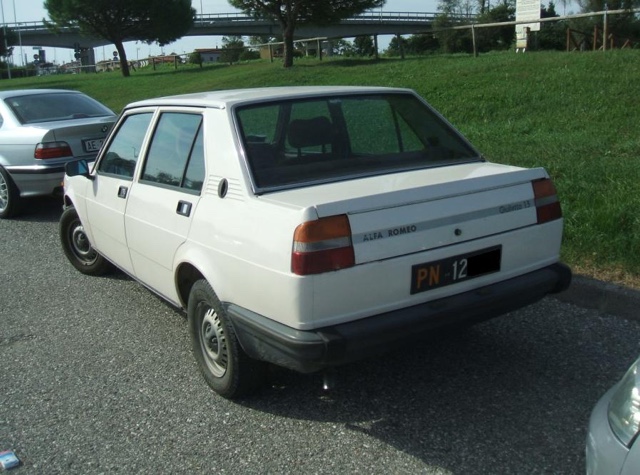 www.targhenere.net/images/005/alfa_romeo_giulietta_13_1978_deltago_tn7122_zpsybwgxku7.jpg