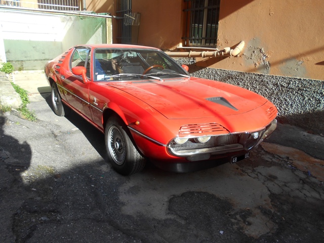 www.targhenere.net/images/005/alfa_romeo_montreal_nov16_front_zpsgztssooi.jpg