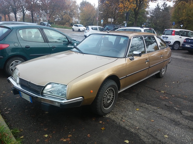 www.targhenere.net/images/005/citroen_cx_-_dl_t_-_fronte_zpsucvfasrd.jpg