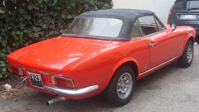www.targhenere.net/images/005/fiat124sport1600spider-1974_siralec_tn7634_zpsajdcsasb.jpg