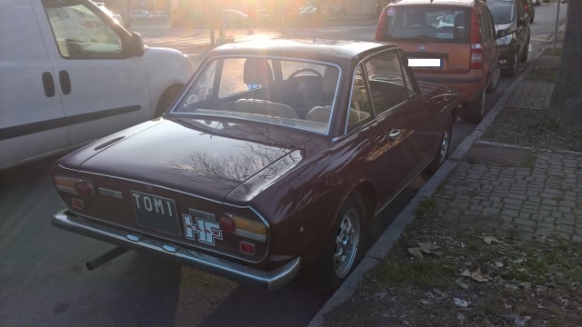 www.targhenere.net/images/005/lancia_fulvia_coup_3_1975_alfa33_tn28573_zpsjv7il2yv.jpg