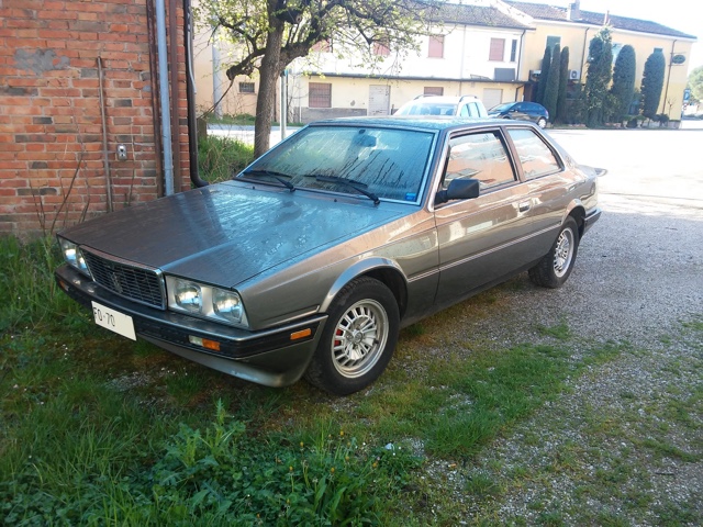 www.targhenere.net/images/005/maserati_biturbo_-_fo_70_fronte_zpstv9p5zv3.jpg
