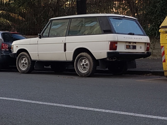 www.targhenere.net/images/005/range_rover_biohazard_tn35233_zpswrrhgupd.jpg