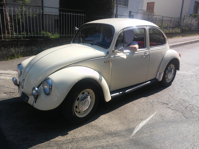 www.targhenere.net/images/005/vw_maggiolino_-_ra_31_fronte_oinotna_tn33951_zpsrplohu4z.jpg