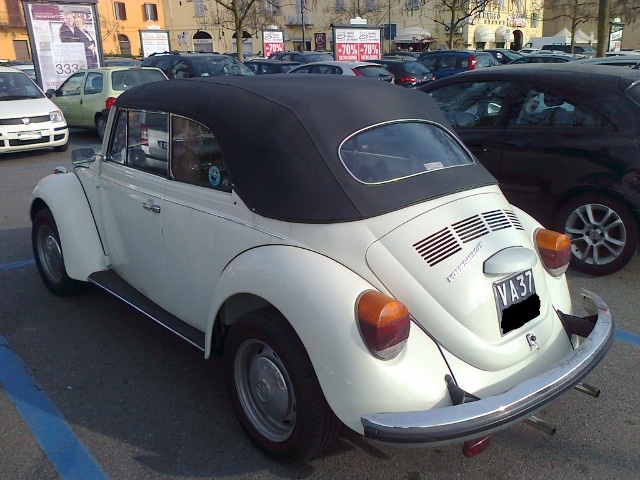 www.targhenere.net/images/005/vw_maggiolino_cabrio_1972_zpsyajenjpl.jpg