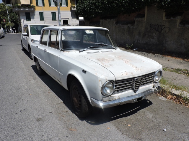 www.targhenere.net/images/006/alfa_romeo_giulia_iug17_front_tn29955_zpsy1ibrw94.jpg