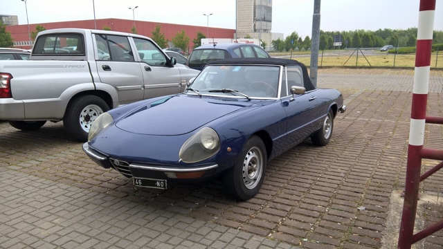 www.targhenere.net/images/006/alfa_spider_1300_anno_nc_1982_02_zpsfazwdelr.jpg