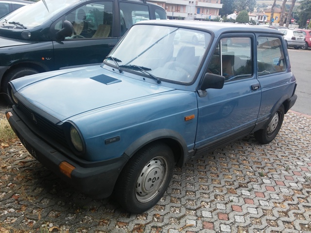 www.targhenere.net/images/006/autobianchi_a112_-_fo_56_fronte_oinotna_tn40046_zpswvukbuzt.jpg