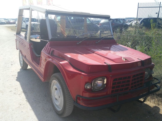 www.targhenere.net/images/006/citroen_mehari_1971_rmg39728_sierra_l_2_zpsg1gfui2s.jpg