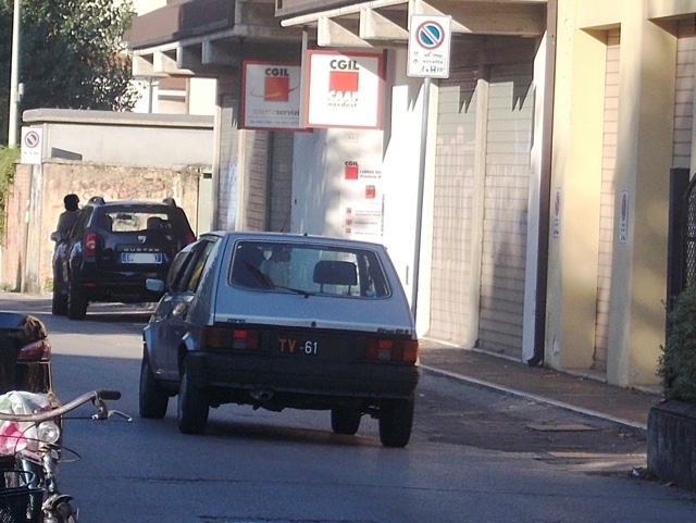 www.targhenere.net/images/006/fiatritmo60s-1985_siralec_tn6802_zpsi99pd17x.jpg