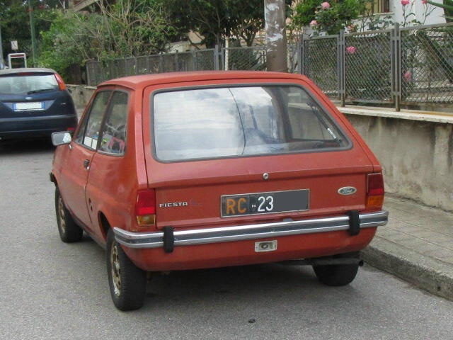 www.targhenere.net/images/006/ford_fiesta_l_dic80_etilico_tn7061_zpsdl9bpsby.jpg
