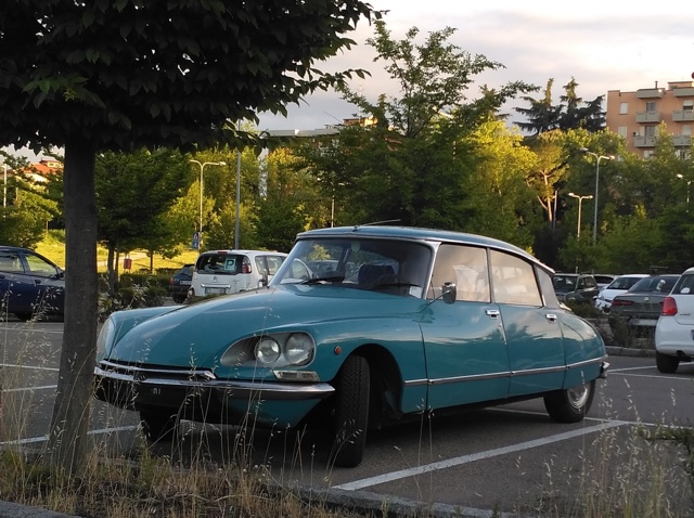 www.targhenere.net/images/006/img20170515wa0001_zpswpj8sxiq.jpg