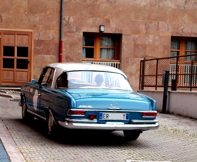 www.targhenere.net/images/006/mercedes250se1965-2013_siralec_tn30361_zpskast59o2.jpg