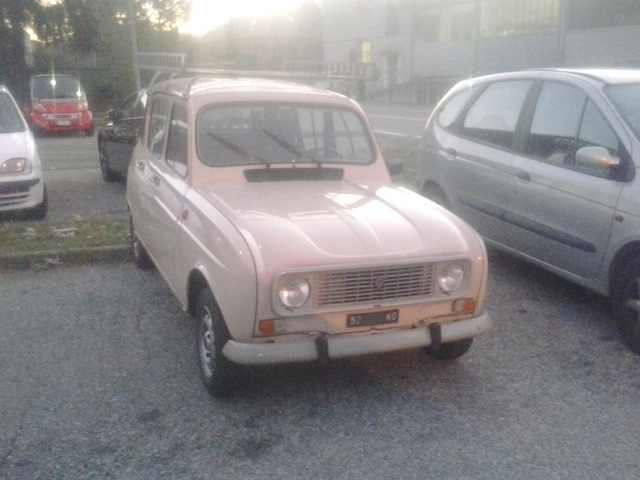 www.targhenere.net/images/006/renault_4_ant_zpsaygwgwfw.jpg
