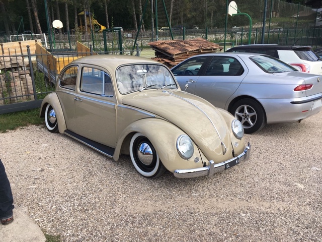 www.targhenere.net/images/006/volkswagwn_maggiolino_-_na_g4_fronte_zpsgaitcyzu.jpg