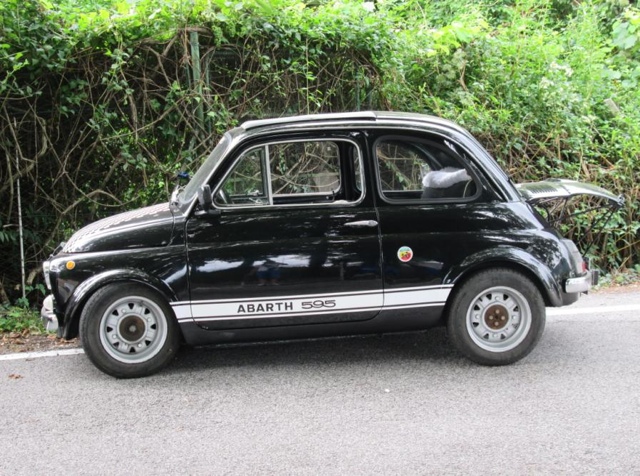 www.targhenere.net/images/060/fiat_500_1_1_zpscffde94d.jpg
