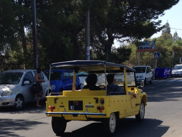 www.targhenere.net/images/118/citroen_mehari_mia_tn19574_zpsb7f9356c.jpg
