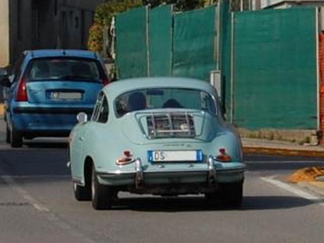 www.targhenere.net/images/media/Porsche356F02_cr2_zps365084a6.jpg