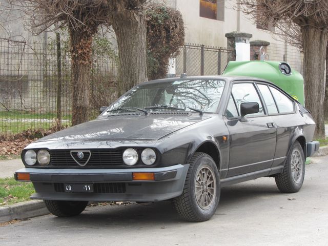www.targhenere.net/images/media/alfa-gtv-2000-dan-rdl-2_zpsd0abb01a.jpg