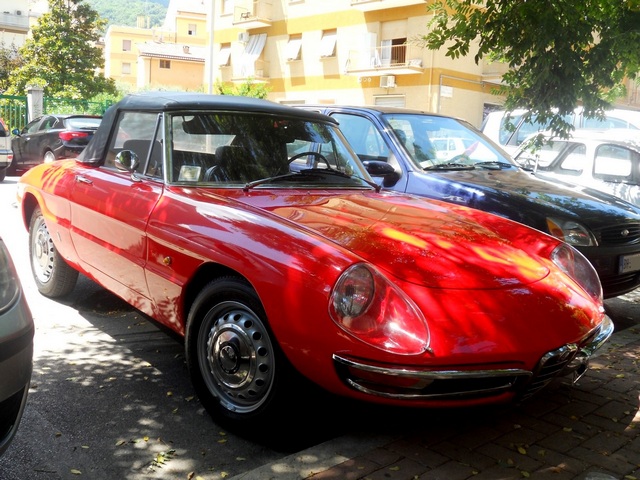 www.targhenere.net/images/media/alfa_romeo_duetto_1967_targhe_91_ant_zps6ee59f30.jpg