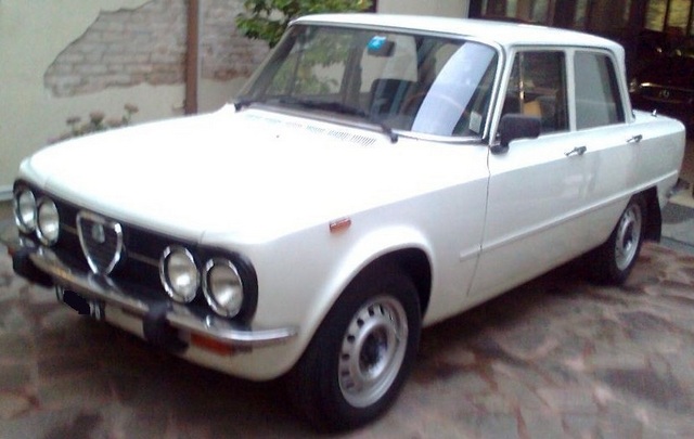 www.targhenere.net/images/media/alfa_romeo_nuova_giulia_super_tn21264_zps73c11017.jpg