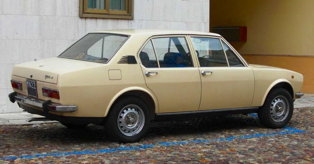 www.targhenere.net/images/media/alfaromeoalfetta16-mn22-1975_tn10664_zps3b138241.jpg