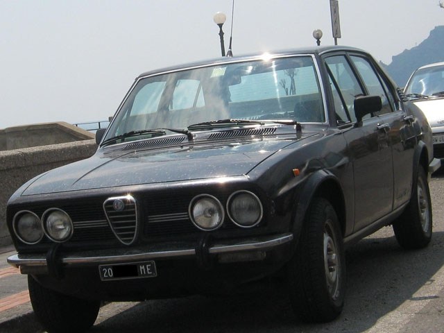 www.targhenere.net/images/media/alfaromeoalfetta18121cv75_me20copia_tn11768_zps97f81b1d.jpg