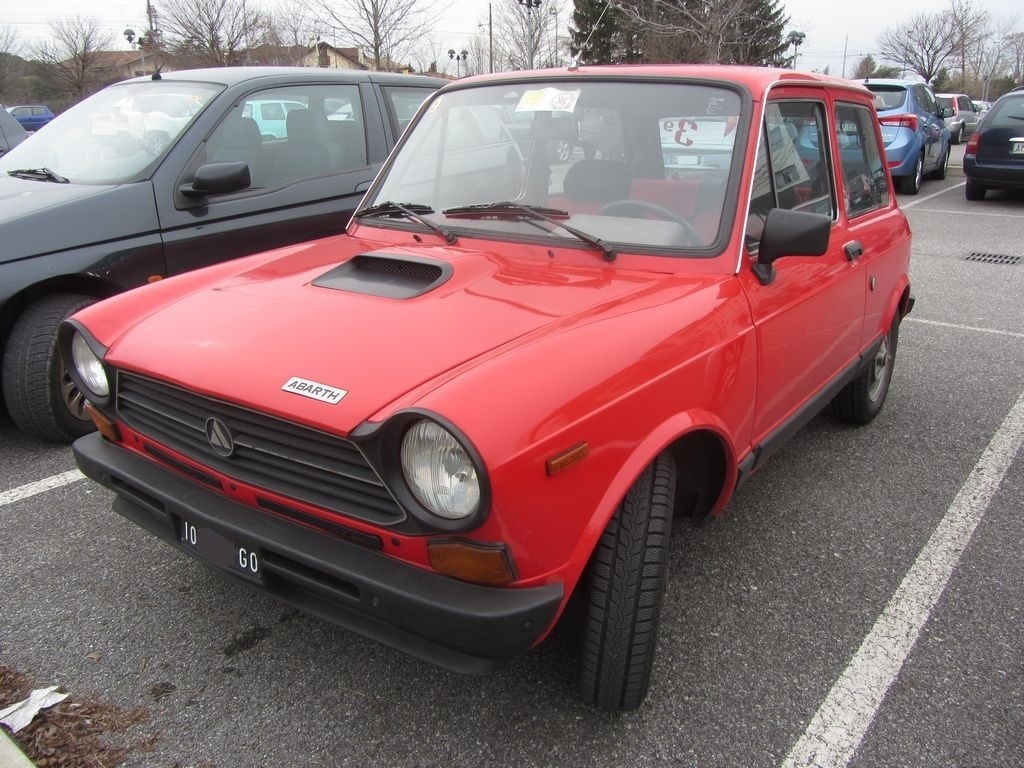 www.targhenere.net/images/media/autob-a112-abarth-0778-2_zps61b64d6b.jpg