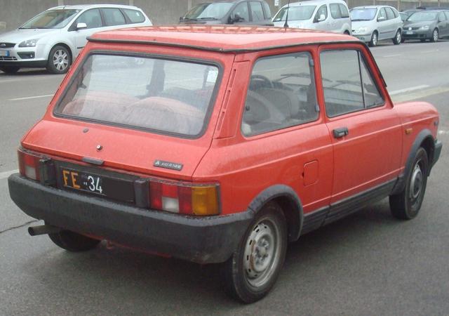 www.targhenere.net/images/media/autobianchia112junior-1984rosso_tn14623_zps427ad8c4.jpg