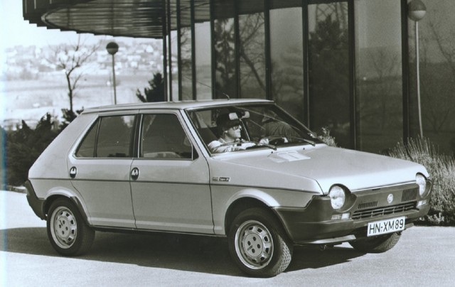 www.targhenere.net/images/media/fiat-ritmo-super-75-011_zps5251effc.jpg