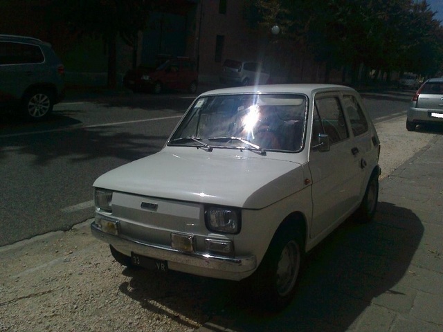www.targhenere.net/images/media/fiat126t_zps9716ab5b.jpg