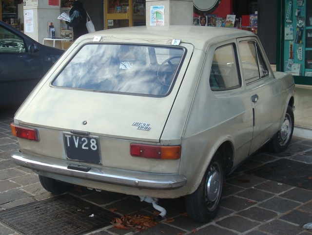 www.targhenere.net/images/media/fiat1272p-1974beige_siralec_tn2105_zps0825be68.jpg