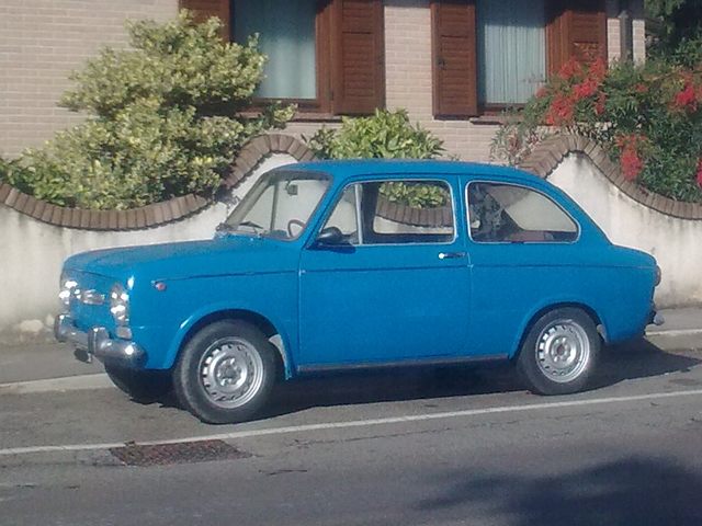 www.targhenere.net/images/media/fiat850-sp-68-dan-2_zps4ae68072.jpg