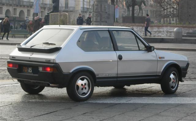 www.targhenere.net/images/media/fiat_ritmo_125_tc_abarth_2000_anno_1981_1.jpg