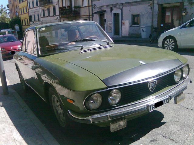 www.targhenere.net/images/media/lancia_fulvia3_coupe_zps6e30df80.jpg