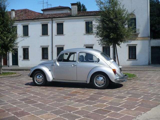 www.targhenere.net/images/media/maggiolino_zps457c90b1.jpg