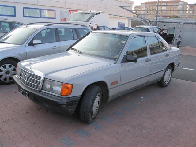 www.targhenere.net/images/media/mercedes190_zps972f3b30.jpg